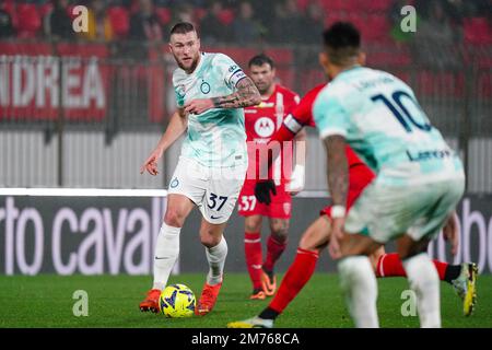 Milan Skriniar (FC Inter) pendant le championnat italien série Un match de football entre AC Monza et FC Internazionale sur 7 janvier 2023 au stade U-Power de Monza, Italie - photo Morgese-Rossini / DPPI Banque D'Images