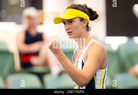 Irina-Camelia Begu, de Roumanie, en action lors du quart de finale du tournoi international de tennis 2023 d'Adélaïde 1, WTA 500 sur 6 janvier 2023 à Adélaïde, Australie - photo : Rob Prange/DPPI/LiveMedia Banque D'Images