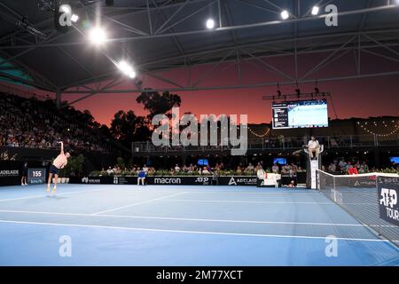 Adélaïde, Australie, 8 janvier 2023. Vue sur le court lors du match de finale de tennis international d'Adélaïde entre Novak Djokovic de Serbie et Sebastian Korda des États-Unis à Memorial Drive sur 08 janvier 2023 à Adélaïde, en Australie. Crédit : Peter Mundy/Speed Media/Alay Live News Banque D'Images