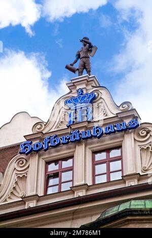 La célèbre brasserie Hofbräuhaus de Munich, en Allemagne. Banque D'Images