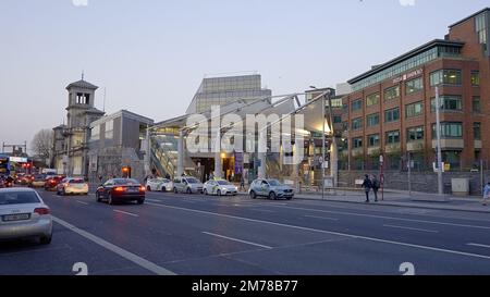 Connolly Station Dublin - la gare centrale - DUBLIN, IRLANDE - 20 AVRIL 2022 Banque D'Images