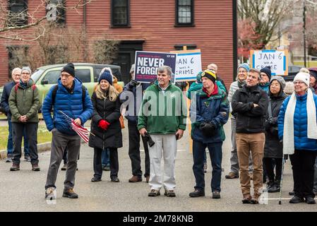 From left, Ann Fidrych, wife of Mark Fidrych and daughter Jessica Fidrych  are escorted into the First Parish Unitarian for the funeral of Mark Fidrych  at the Church in Northboro, Mass. on