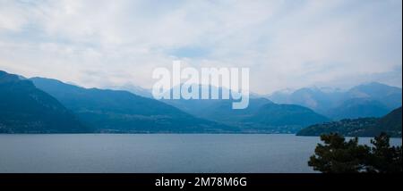 Paysage et paysage autour du lac de Côme dans le nord de l'Italie. Banque D'Images