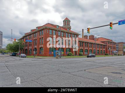 Le Tower Press Building, qui est maintenant une communauté d'artistes, a été construit en 1907 comme le H. Black Garment Factory Building, puis vendu à Tower Press. Banque D'Images