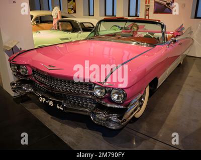 Cadillac série 62 au musée de l'automobile de Málaga, Espagne. Banque D'Images