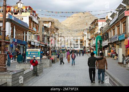 Main Bazaar Road, Leh, Ladakh, Inde Banque D'Images