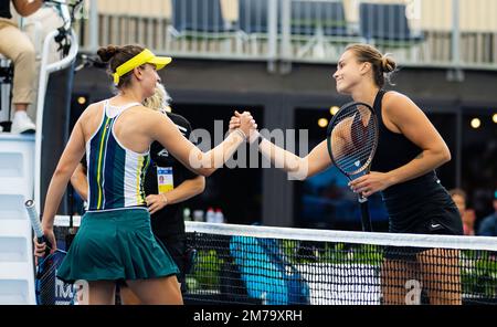 Irina-Camelia Begu de Roumanie et Aryna Sabalenka de Biélorussie en action lors de la demi-finale de l'Adelaide International 1 2023, tournoi de tennis WTA 500 sur 7 janvier 2023 à Adélaïde, Australie - photo: Rob Prange/DPPI/LiveMedia Banque D'Images