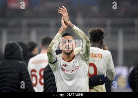 Milan, Italie. 08th janvier 2023. Lorenzo Pellegrini d'AS Roma pendant la série Un match de football entre AC Milan et AS Roma au stade San Siro de Milan (Italie), 8 janvier 2023. Photo Andrea Staccioli/Insidefoto crédit: Insidefoto di andrea staccioli/Alamy Live News Banque D'Images