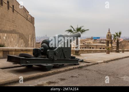 Vieux canon dans la Citadelle du Caire, Égypte Banque D'Images