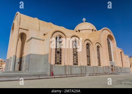 Église au monastère de Saint Pishoy (Bishoi) à Wadi El Natrun, Égypte Banque D'Images