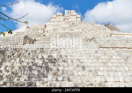 Edzna's Building of the Five Stories, of the MOST unique Mayan Pyramids Banque D'Images