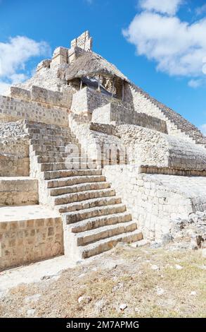 Edzna's Building of the Five Stories, of the MOST unique Mayan Pyramids Banque D'Images