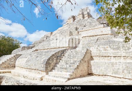 Edzna's Building of the Five Stories, of the MOST unique Mayan Pyramids Banque D'Images