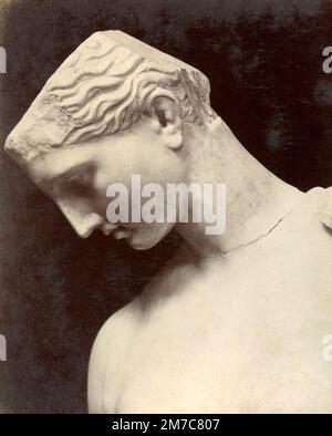 Psyché, sculpture grecque, imprimé albumine, 1870s Banque D'Images