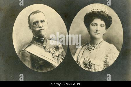 Portraits du roi d'Italie Victor Emmanuel III et de sa femme la reine Elena du Monténégro, 1930s Banque D'Images