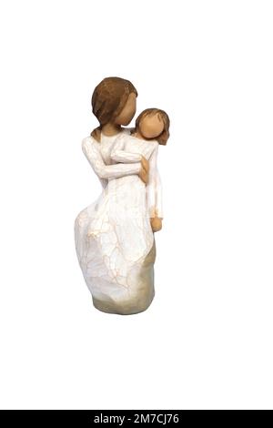 Une femme avec sa fille sur ses genoux et riant de la populaire collection d'arbres de saule par Demdace Susan Lordi Banque D'Images