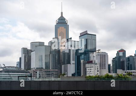 Le Central Plaza est actuellement le troisième plus grand bâtiment de Hong Kong à une hauteur de 373,9 m (1 227 pi) Banque D'Images