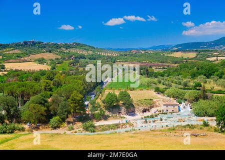 Les magnifiques sources thermales naturelles de Saturnia Cascate del Mulino, Grosseto, Toscane, Italie, Banque D'Images