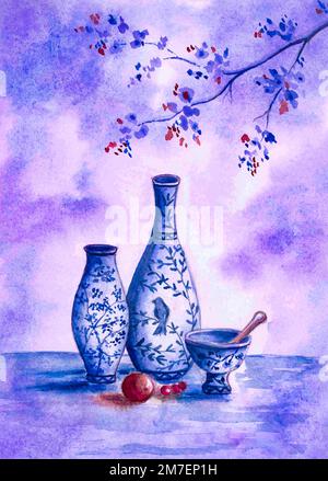 Toujours la vie avec des vases en porcelaine et bol avec des fleurs. Aquarelle en bleu et lilas. Banque D'Images