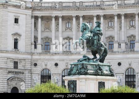 Palais Hofburg. Monument du Prince Eugene. Statue devant le palais impérial de la dynastie des Habsbourg à Vienne, Autriche Banque D'Images