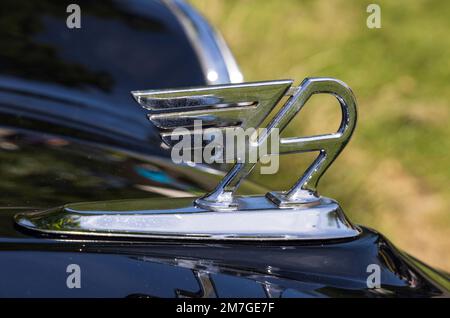 1956 Austin A30 lors d'un spectacle automobile classique dans le parc national de Gnoll, Neath Port Talbot, pays de Galles, Royaume-Uni Banque D'Images