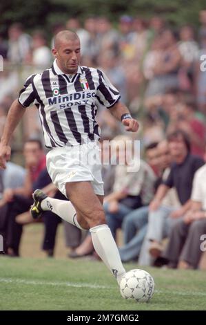 Italie, Villar Perosa Turin 08-10-1995 : Juventus joueur FC Gianluca Vialli en action pendant le match amical Juventus - Juve Primavera Banque D'Images