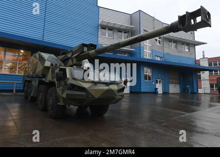 Sternberk, République tchèque. 09th janvier 2023. L'obusier autopropulsé DITA avec un système de contrôle avancé à bord, l'arme de la société tchèque de production d'armes et de services militaires Excalibur Army à Sternberk, République Tchèque, 9 janvier 2023. Crédit : Ludek Perina/CTK photo/Alay Live News Banque D'Images