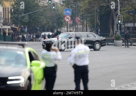 Mexico, Mexique. Mexico, Mexique. 9th janvier 2023. Le président des États-Unis Joe Biden, lourdement gardé par l'état-major général présidentiel et le service secret américain, arrive au Palais national pour rencontrer le président mexicain Andres Manuel Lopez Obrador, dans le cadre du X Sommet des dirigeants nord-américains. Sur 9 janvier 2023 à Mexico, Mexique. (Credit image: © Carlos Tischler/eyepix via ZUMA Press Wire) USAGE ÉDITORIAL SEULEMENT! Non destiné À un usage commercial ! Crédit : ZUMA Press, Inc./Alay Live News Banque D'Images