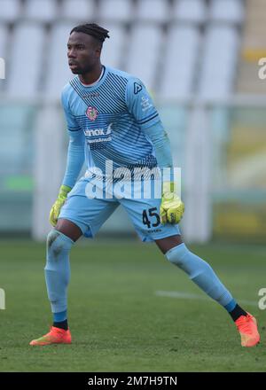 Turin, Italie, le 23rd décembre 2022. Mouhamadou Sarr des Etats-Unis Cremonese lors du match amical au Stadio Grande Torino, Turin. Le crédit photo devrait se lire: Jonathan Moscrop / Sportimage Banque D'Images