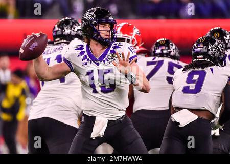 Inglewood, Californie. 9th janvier 2023. TCU Horned Frogs Quarterback Max Duggan (15) en action dans le premier trimestre du championnat national de football de l'université de la CFP entre la TCU Horned Frogs et les Bulldogs de Géorgie sur 09 janvier 2023 à Pasadena, Californie.obligatoire crédit photo: Louis Lopez/Cal Sport Media/Alay Live News Banque D'Images