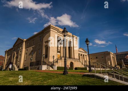 La Cour d'appel du district de Columbia, située dans l'ancien D.C. Hôtel de ville, un site historique national, Washington, D.C., États-Unis Banque D'Images