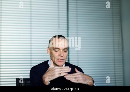 23 novembre 2022, Berlin: Berthold Huber, membre du Conseil de gestion des infrastructures de Deutsche Bahn AG, dans un entretien avec DPA sur la mise en service de la nouvelle ligne Wendlingen-Ulm et les mesures d'infrastructure en général. Photo: Carsten Koall/dpa Banque D'Images