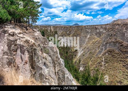 Toachi River Canyon en Équateur Banque D'Images