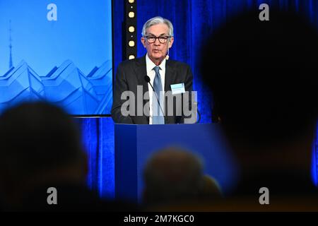 Stockholm, Suède. 10th janvier 2023. Jerome H. Powell, Président du Conseil des gouverneurs du système de la Réserve fédérale, participe à un panel lors d'un symposium de la Banque centrale au Grand Hotel de Stockholm, en Suède, le mardi 10 janvier 2023. Des hauts fonctionnaires de la banque centrale et des universitaires de premier plan ont participé à quatre panels traitant de l'indépendance de la banque centrale sous différents angles : climat, paiements, mandats et coordination des politiques mondiales. Photo: Claudio Bresciani/TT/code10090 ***SUÈDE OUT*** Credit: TT News Agency/Alay Live News Banque D'Images