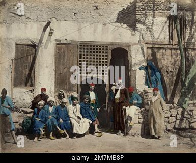 Wilhelm Hammerschmidt studio: Vintage 19th c. photo - rue café, le Caire, Egypte Banque D'Images