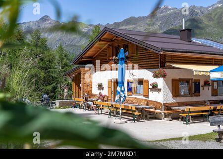 Europe, Autriche, Tyrol, Alpes, Alpes orientales, Alpes d'Ötztal, Pitztal, Urige Arzler Alm im Pitztal Banque D'Images