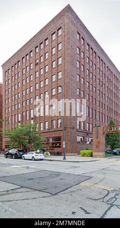 W. Bingham Company Warehouse, construit en 1914, a été conçu par Walker & Weeks. Il a été converti en appartements, au-dessus de la vente au détail au rez-de-chaussée. Banque D'Images