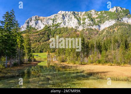 Allemagne, Bavière, Berchtesgadener Land, Ramsau, Hintersee contre Reiter Alm Banque D'Images