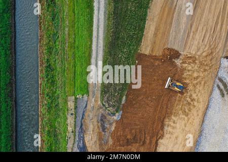 Dinslaken, Voerde, Rhénanie-du-Nord-Westphalie, Allemagne - Emschermuendung dans le Rhin. Chantier de la nouvelle Emschermuendung. Sur la gauche l'ancien Banque D'Images