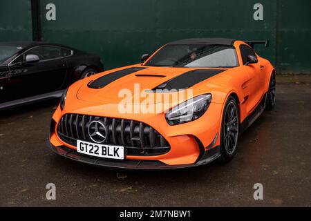 2022 Mercedes-Benz AMG GT Black Series 'GT22 BLK' en exposition lors du Scramble de janvier qui s'est tenu au Bicester Heritage le 8th janvier 2023. Banque D'Images