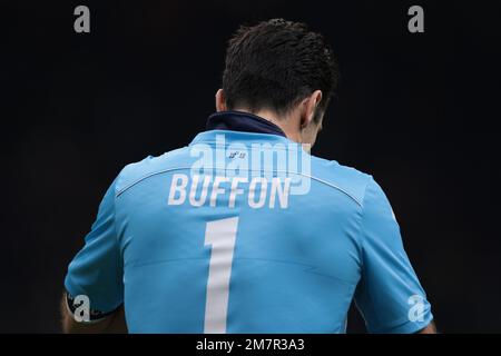 Milan, Italie, 10th janvier 2023. Gianluigi Buffon de Parme Calcio lors du match de Coppa Italia à Giuseppe Meazza, Milan. Le crédit photo devrait se lire: Jonathan Moscrop / Sportimage Banque D'Images