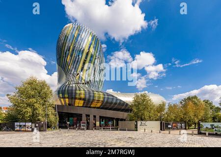 Musée de la Cité du vin dans le quartier Bacalan de la Garonne, Musée, Bordeaux, Aquitaine, Nouvelle-Aquitaine, France Banque D'Images