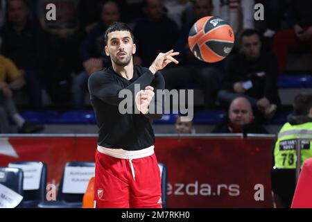 Belgrade, Serbie, 30 décembre 2022. Facundo Campazzo de Crvena Zvezda mts Belgrade se réchauffe lors du match Euroligue 2022/2023 de Turkish Airlines entre Crvena Zvezda mts Belgrade et le FC Barcelone à Stark Arena à Belgrade, Serbie. 30 décembre 2022. Crédit : Nikola Krstic/Alay Banque D'Images