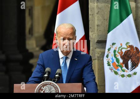 Mexico, Mexique: 10 janvier 2023, président des États-Unis, Joe Biden prend la parole lors d'une conférence d'information après avoir rencontré Lopez Obrador et Justin Trudeau lors du Sommet des dirigeants nord-américains 10th au Mexique, au Palais national de 10 janvier 2023, à Mexico, au Mexique. (Photo de Carlos Tischler/Eyepix Group) Banque D'Images