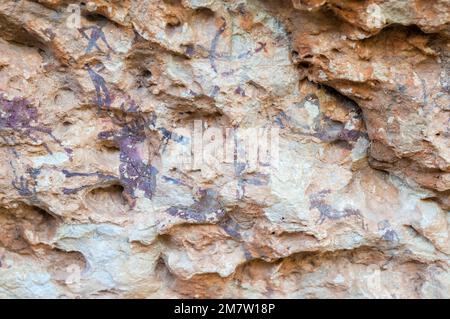 Peintures rupestres d'Abracs de l'Ermita, le plus important complexe d'art rupestre espagnol Levantine de Catalogne, 8000 ans, Ulldecona, Catalogne, Espagne Banque D'Images