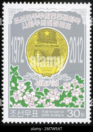 2012 jeu de timbres de la Corée du Nord. Le 40th anniversaire de la Constitution Banque D'Images