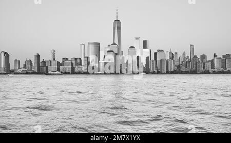 Image en noir et blanc du front de mer de Manhattan, New York, États-Unis. Banque D'Images