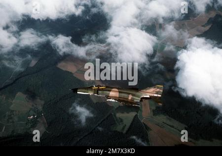 Vue d'un avion F-4G Phantom II placé à droite. L'aéronef provient du 81st Escadron d'appui tactique, 52nd Escadre d'appui tactique. Base: Spangdahlem Air base État: Rheinland-Pfalz pays: Allemagne / Allemagne (DEU) Banque D'Images