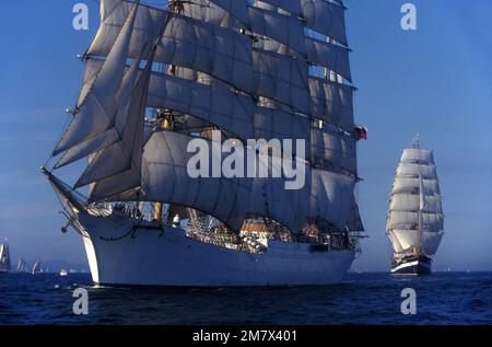 Grand navire russe Sedov, départ de la course de Stavanger, 1997 Banque D'Images