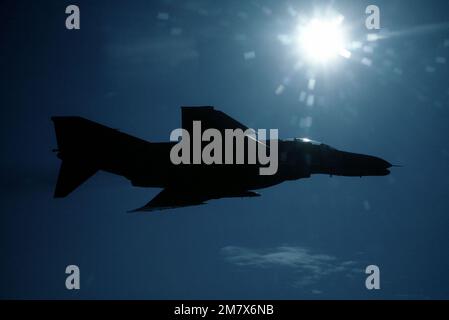 Vue aérienne du côté droit d'un F-4G Phantom II Wild Weasel. Base: Spangdahlem Air base État: Rheinland-Pfalz pays: Allemagne / Allemagne (DEU) Banque D'Images